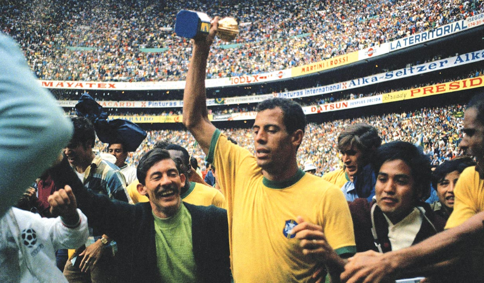 Κάρλος Αλμπέρτο: O αφανής ήρωας της Εθνικής Βραζιλίας (pics, vids)