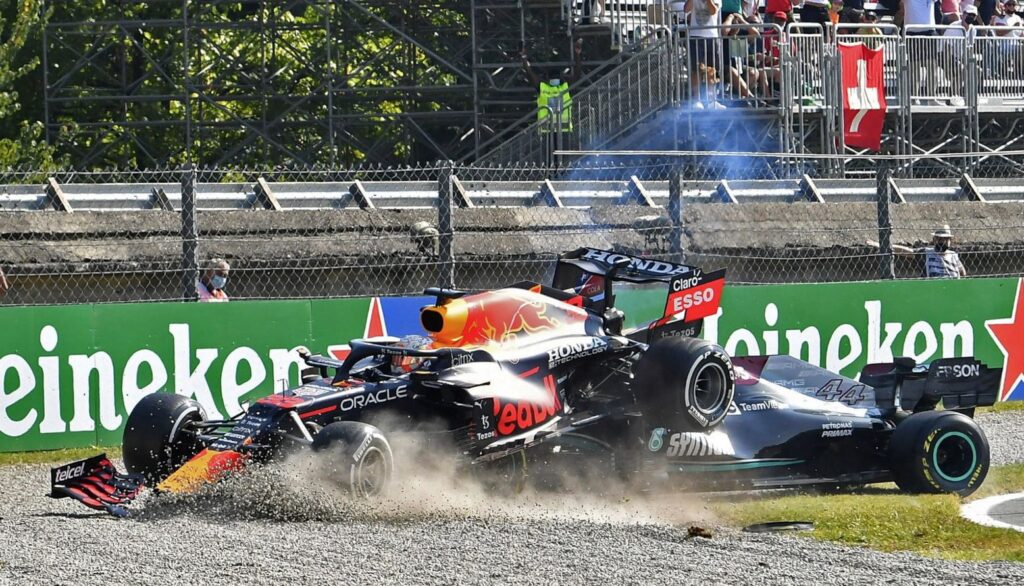 Verstappen vs Hamilton: Πεπρωμένον φυγείν αδύνατον