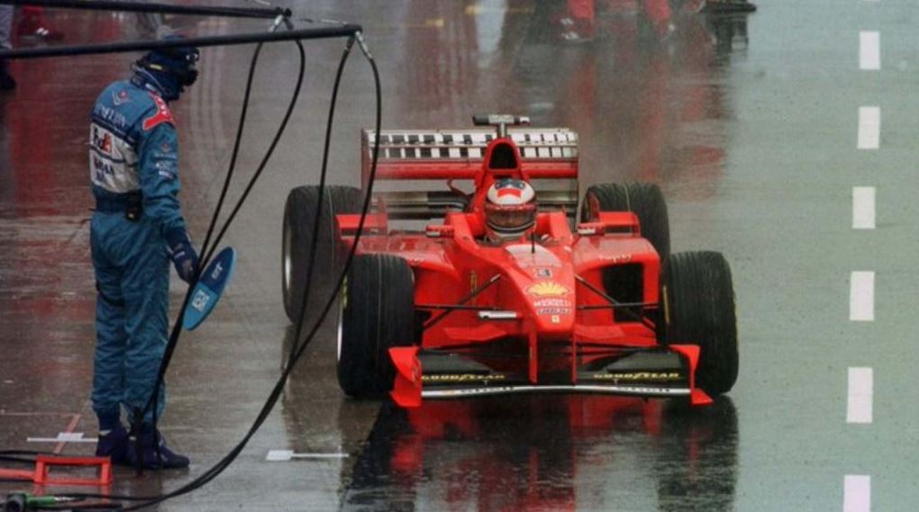 Βρετανία 1998: Όταν ο Schumacher κέρδισε μέσα στα Pits