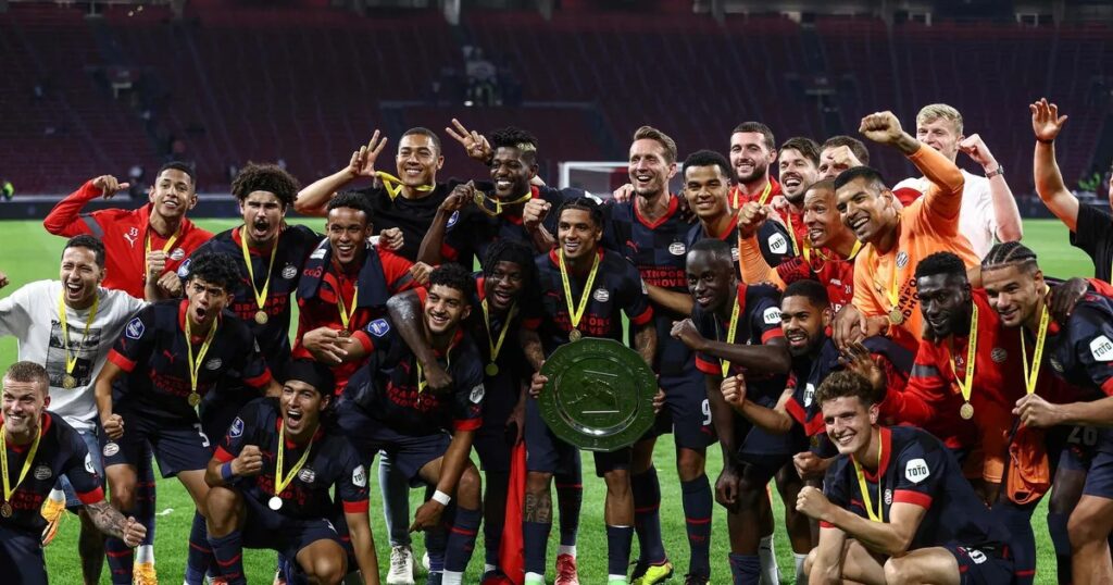 Η Αϊντχόφεν «λύγισε» τον Άγιαξ σε απίθανο τελικό Super Cup