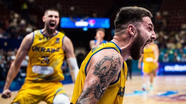 Eurobasket 2022: Συνεχίζει αήττητη η Ελλάδα, κατοστάρα η Σερβία, την «έκπληξη» η Ουκρανία (5η μέρα)