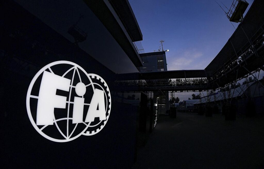 F1: Τετραπλασιασμό του ποσού των προστίμων αποφάσισε η FIA