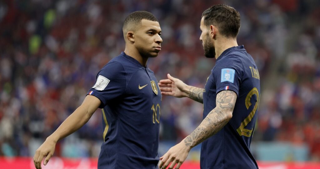 Γαλλία-Μαρόκο 2-0: Άνετη κι ωραία, πάει ολοταχώς για το repeat!