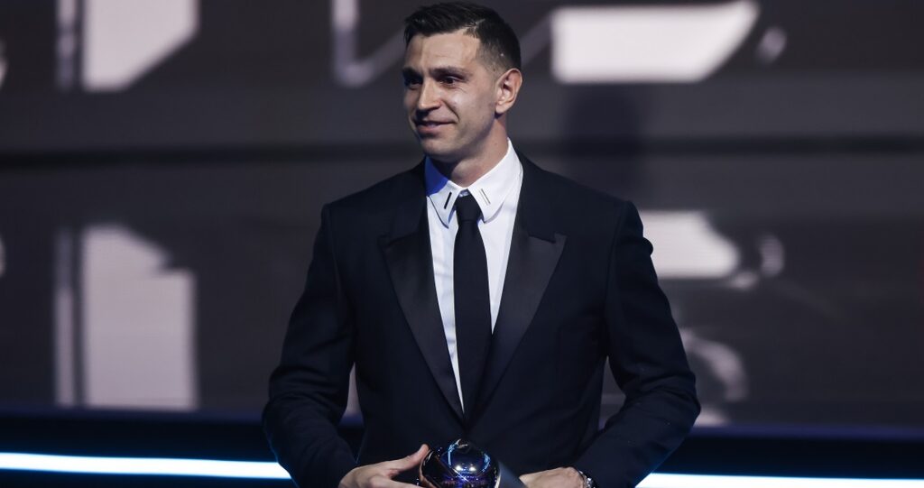 Εμιλιάνο Μαρτίνες: Αναδείχθηκε καλύτερος τερματοφύλακας για το 2022
