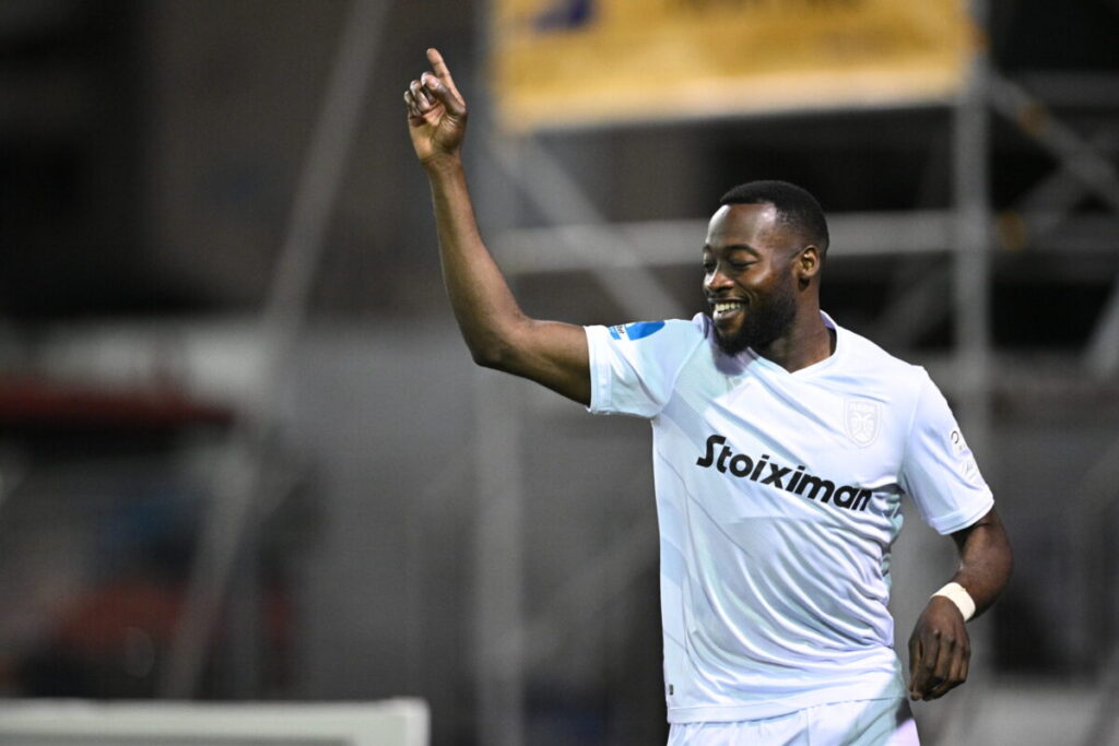 ΠΑΟΚ: Ανησυχία για Νάρεϊ, εισήχθη στο νοσοκομείο