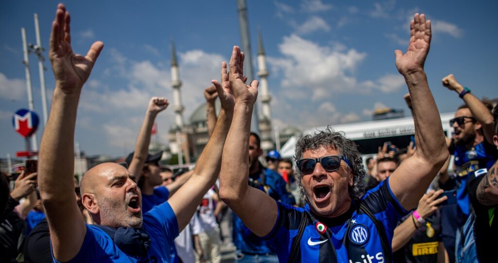 Ίντερ: Πανικός από τους οπαδούς της ομάδας σε Κωνσταντινούπολη και Μιλάνο