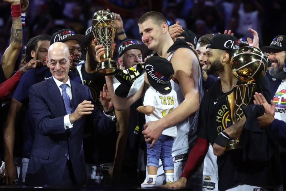 NBA: Η ανασκόπηση μιας πολύ δυνατής χρονιάς