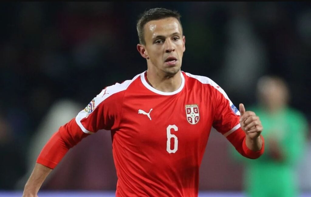 Παναθηναϊκός: Εξετάζει την περίπτωση του διεθνούς Σέρβου μέσου, Νεμάνια Μακσίμοβιτς