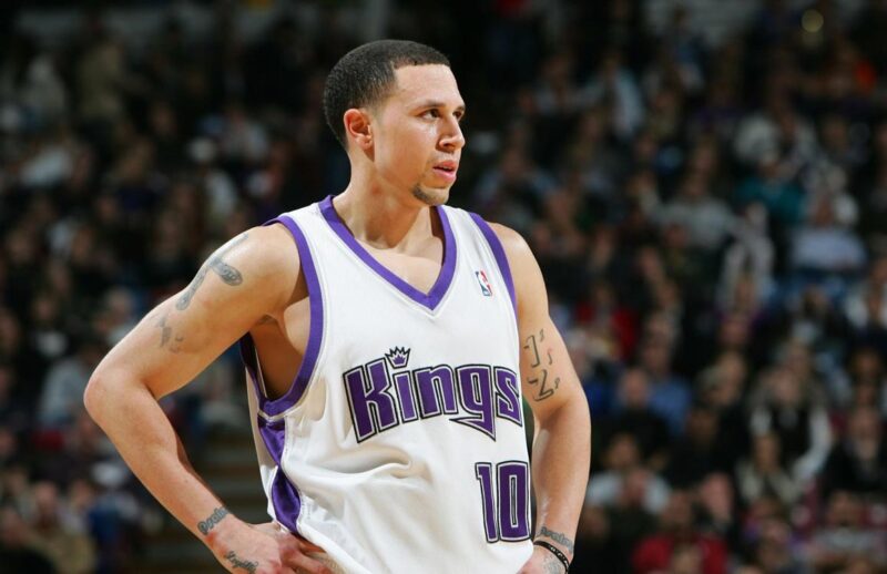 Μπίμπι: «Ήμουν συμπαίκτης με αυτόν τον Ευρωπαίο και τον έπιασαν να καπνίζει πριν το ματς»