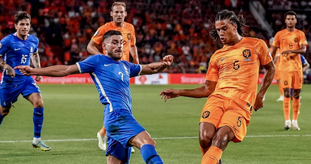 Ολλανδία – Ελλάδα 3-0: «Ναυάγιο» στο Αϊντχόφεν