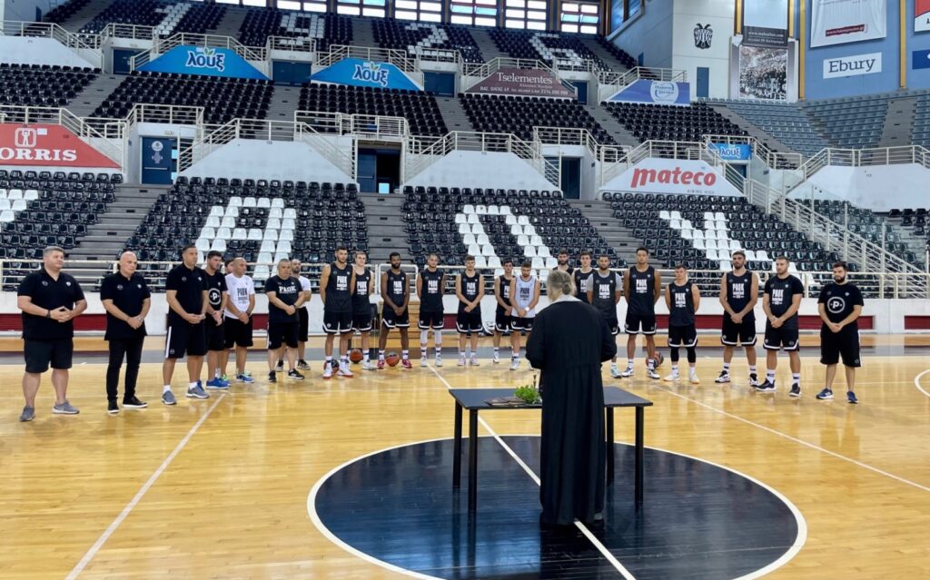 ΠΑΟΚ: Διπλή προπόνηση και αγιασμός