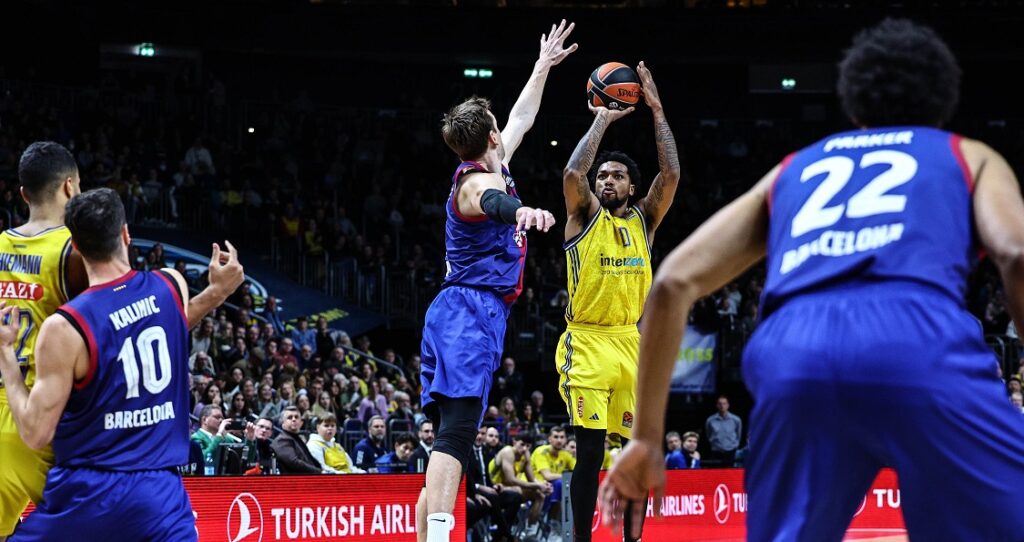 EuroLeague: «Διπλό» της Ρεάλ στο Βελιγράδι – «Σφαλιάρα» της Άλμπα στην Μπαρτσελόνα
