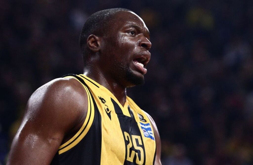 ΑΕΚ Betsson: Παρελθόν ο Φιόντου Καμπενγκέλε