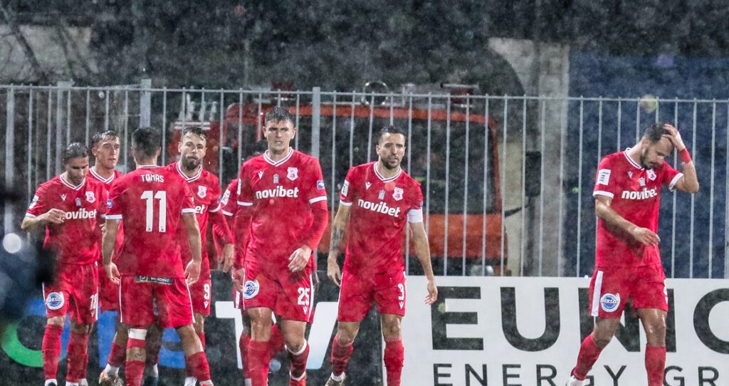 Αστέρας Τρίπολης – Πανσερραϊκός 0-2: «Διπλό» και βήμα πρόκρισης για την ομάδα του Γκαρσία
