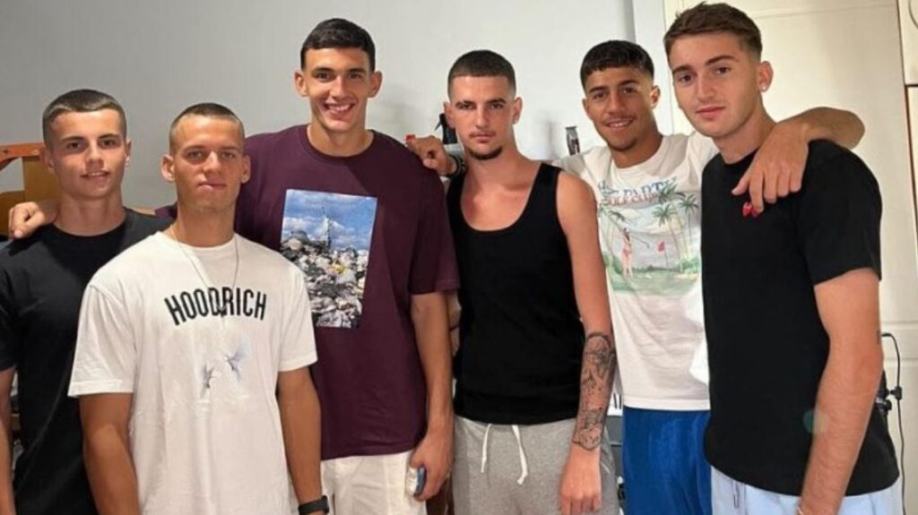 Ολυμπιακός: Πριν από τη Φλαμένγκο, πήγαν για κούρεμα!