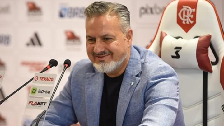 Μπότο: «Όποιος δεν δουλεύει θα φύγει»