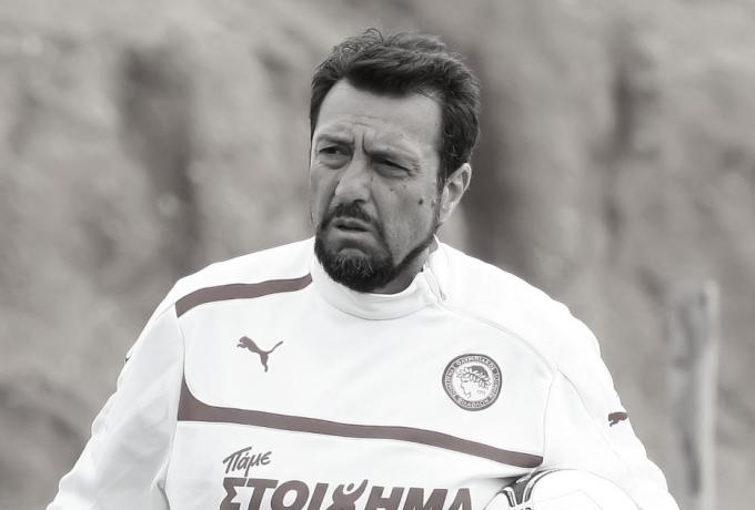 Πέθανε ο Βασίλης Αλεξούδης – Απώλεια για το ελληνικό ποδόσφαιρο