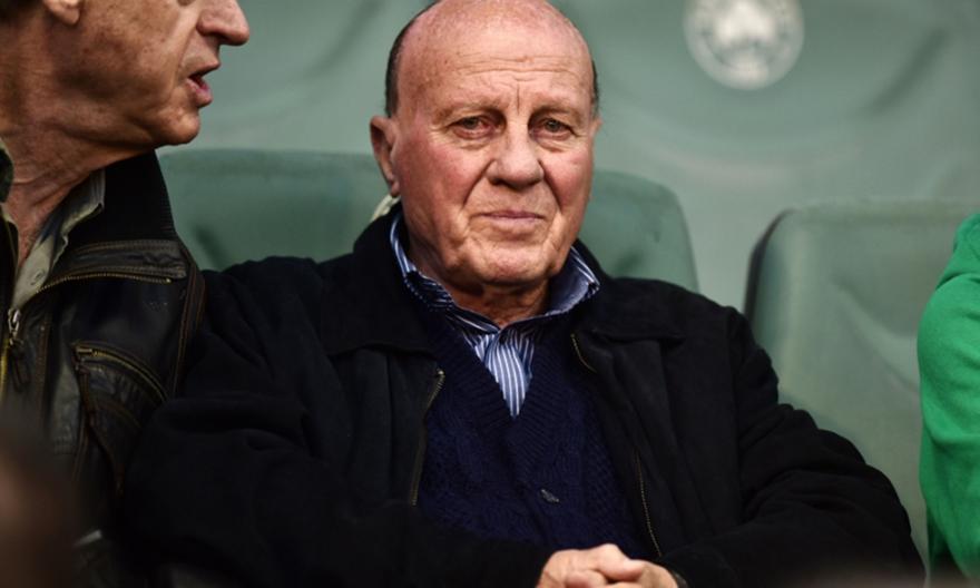 Μίμης Δομάζος: Σε κρίσιμη κατάσταση – Το νέο ιατρικό ανακοινωθέν