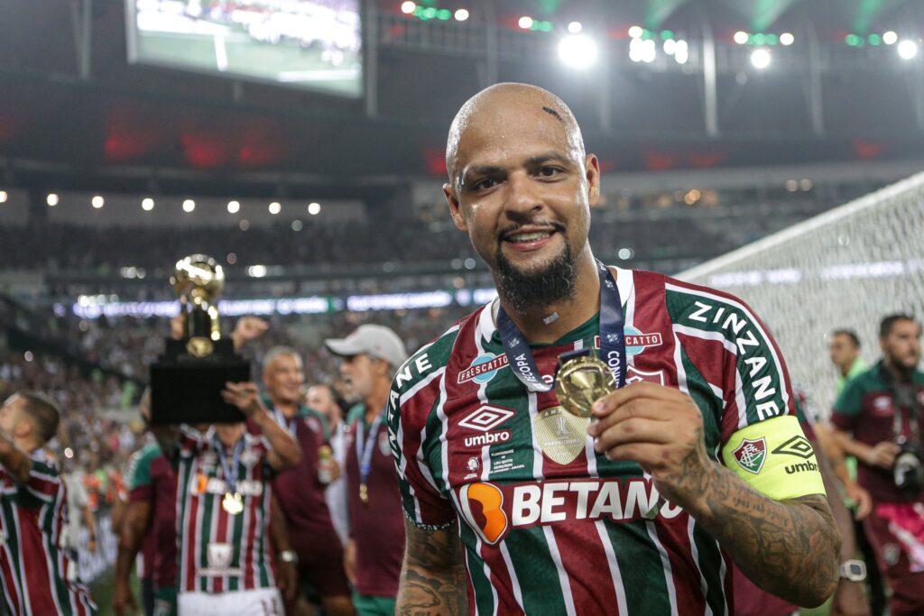 Ο Φελίπε Μέλο αποσύρθηκε από την ενεργό δράση στα 41 του χρόνια (pic)