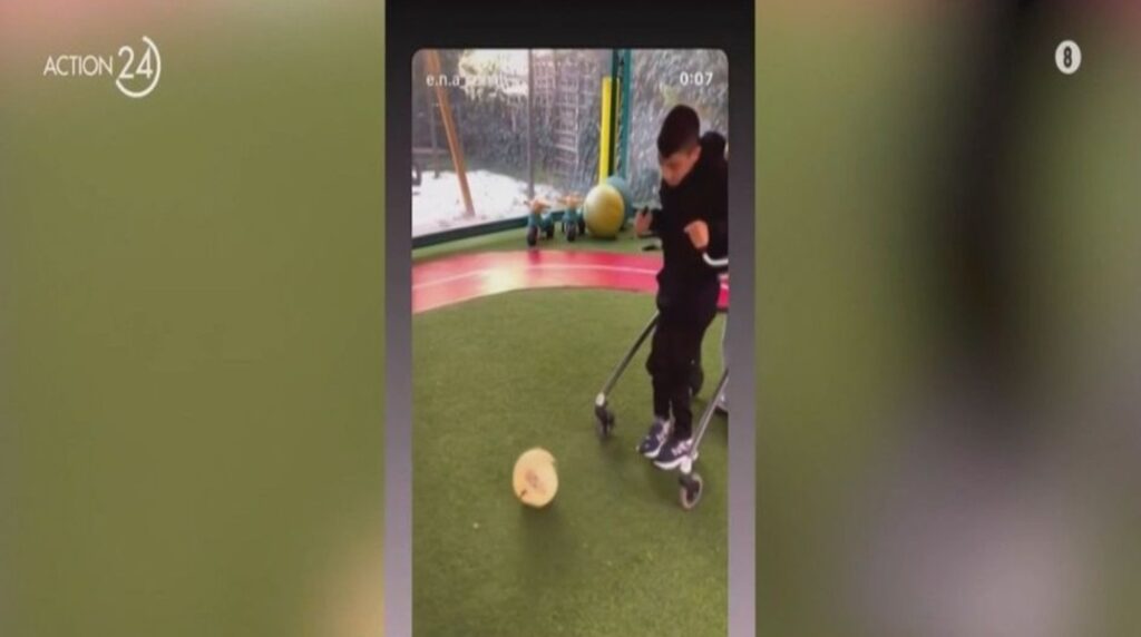 Γιάννης Παπαστεφανάκης: Το συγκινητικό βίντεο που κλωτσάει για πρώτη φορά την μπάλα