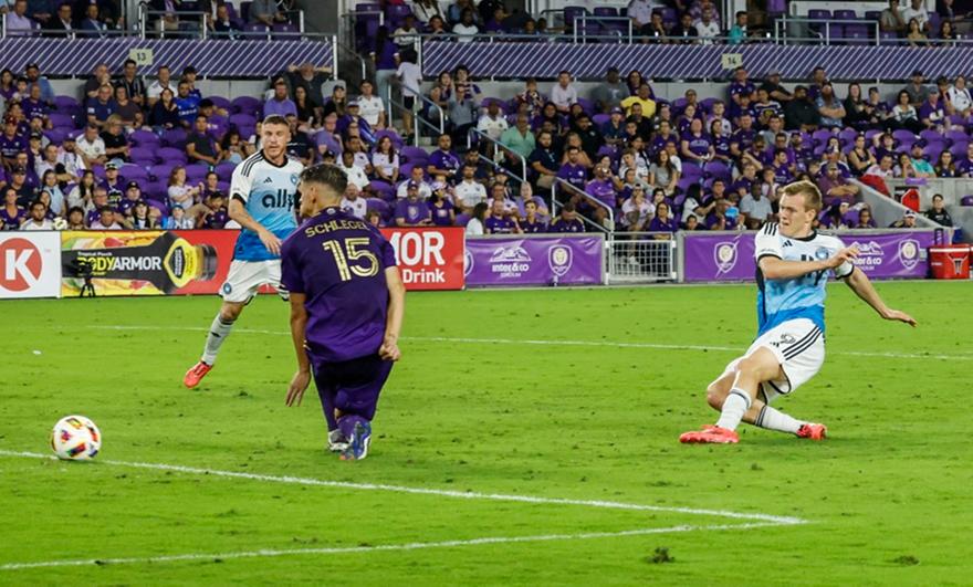 Σφιντέρσκι: «Να βοηθήσω τον Παναθηναϊκό να πάρει τίτλους»