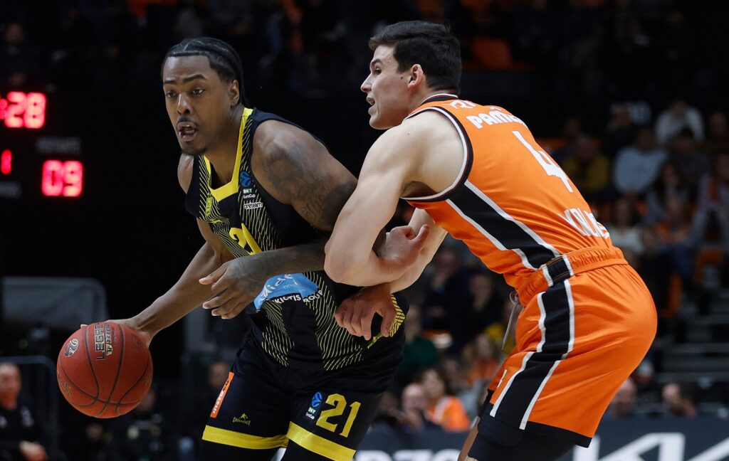 Βαλένθια-Άρης 106-65: Γνώρισε τη συντριβή στη Βαλένθια