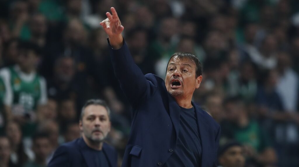 Αταμάν: «Δύο παιχνίδια για τον τίτλο»