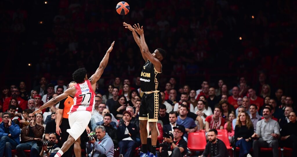 Μονακό: Ανακοίνωσε ανανέωση με Ντιαλό για τρία χρόνια