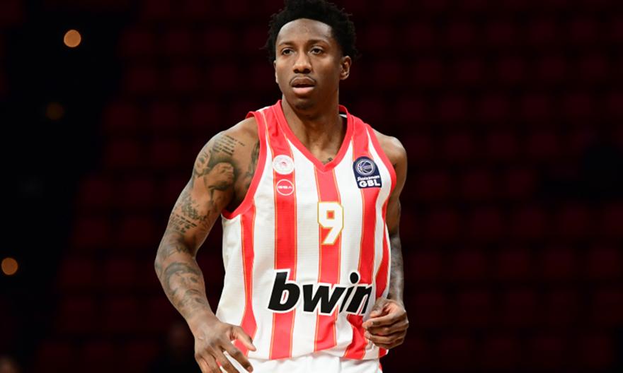 Λι: «Χαίρομαι που φοράω την φανέλα του Ολυμπιακού»