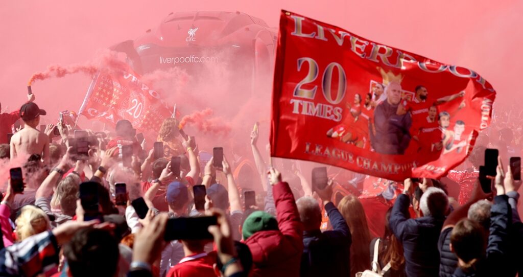 Λίβερπουλ: Δεν μπορούν να περιμένουν για τον τίτλο! (vids)