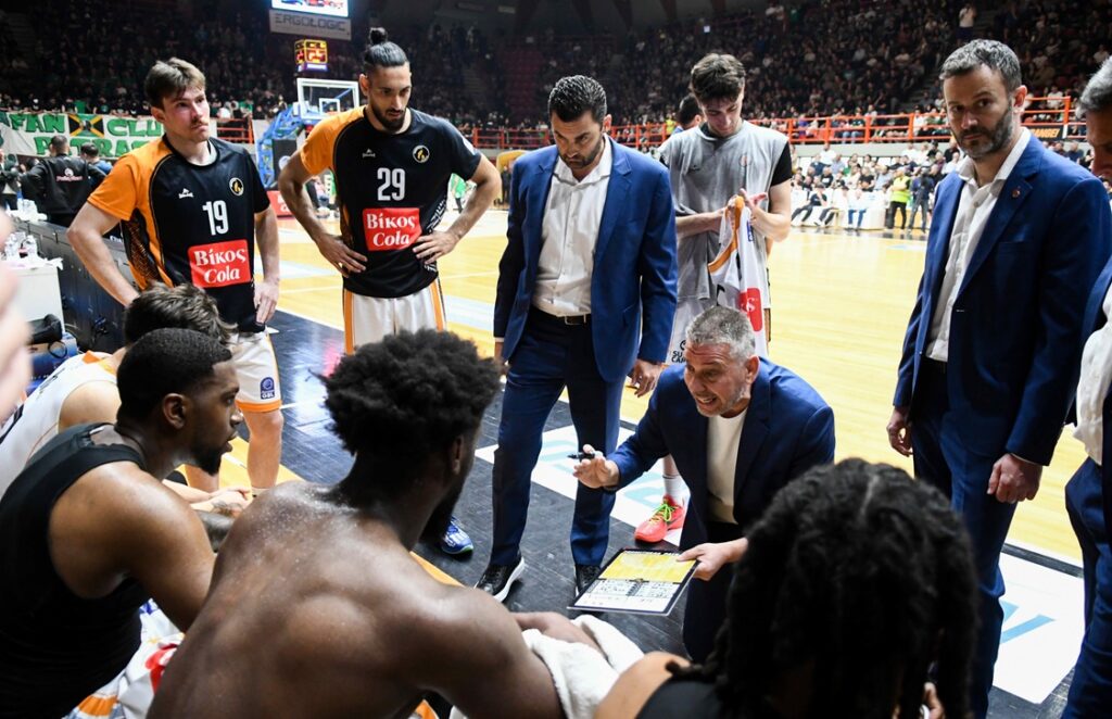 Παπαθεοδώρου: «Αυτό που έχουμε κάνει φέτος είναι άθλος»