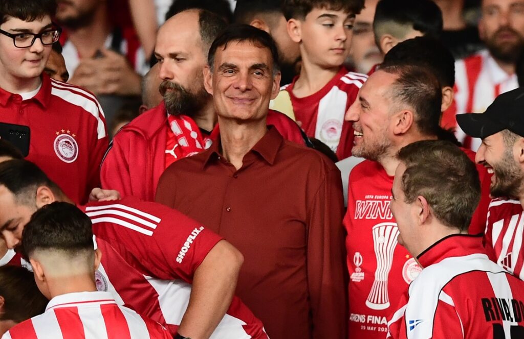 ΚΑΕ Ολυμπιακός: «Πολλά συγχαρητήρια στην ποδοσφαιρική ομάδα του Θρύλου»