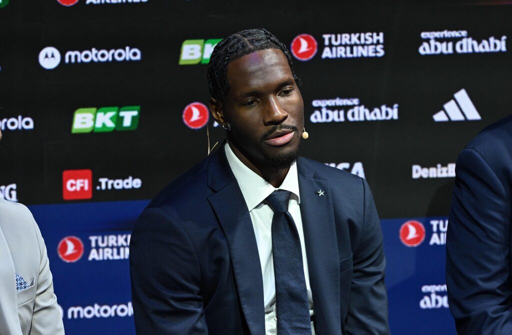 Χέιζ-Ντέιβις: «Μέσα στη σεζόν δοκιμάστηκε ο χαρακτήρας μας»