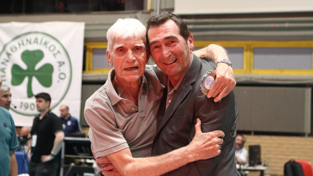 Ανδρεόπουλος: «Να συνεχίσουμε να μετράμε τίτλους – Αφιερωμένο στη Θύρα 13»