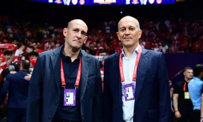 Ολυμπιακός: Στην προπόνηση οι Αγγελόπουλοι – Μίλησαν στους παίκτες