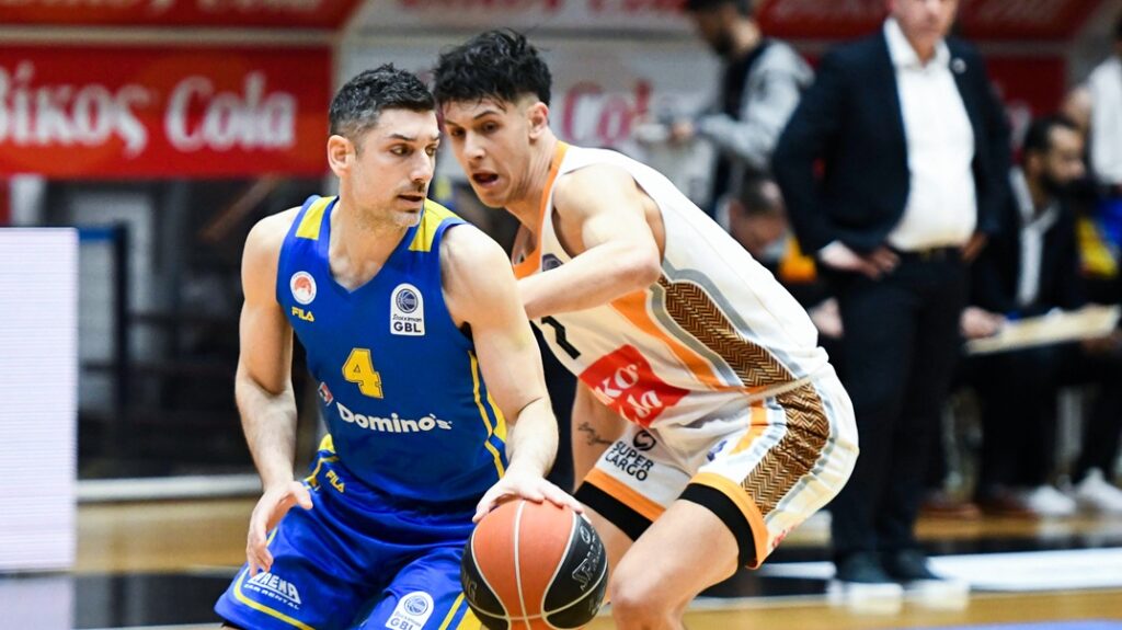 Το «αντίο» ενός στρατιώτη: Αποσύρθηκε ο Βασίλης Ξανθόπουλος (vid)