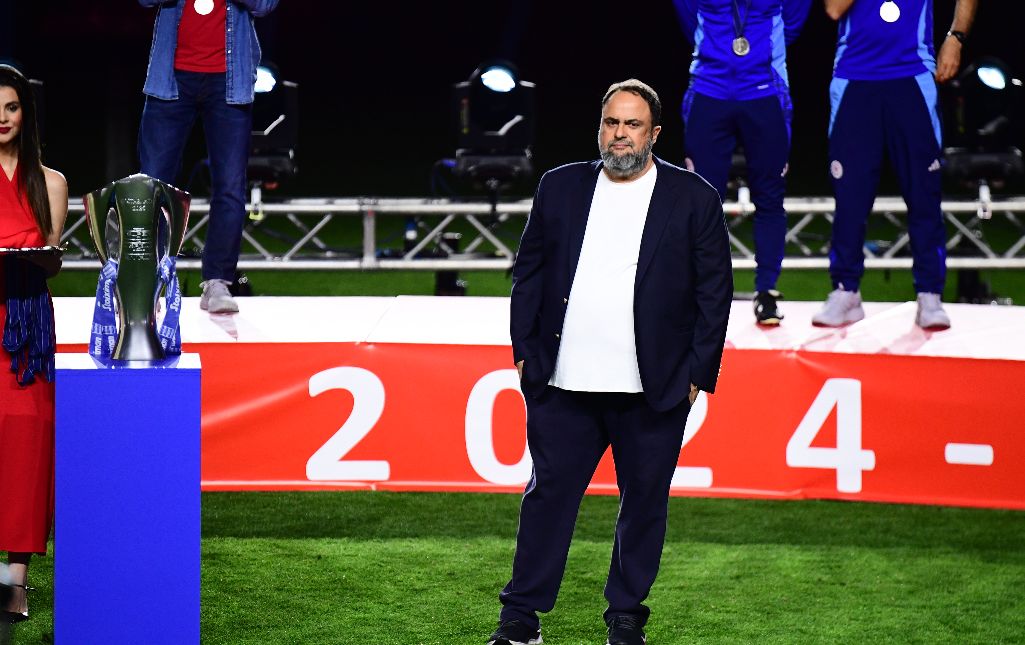 Μαρινάκης: «Ο Ολυμπιακός ανήκει σε όλους, είναι η οικογένειά μας»