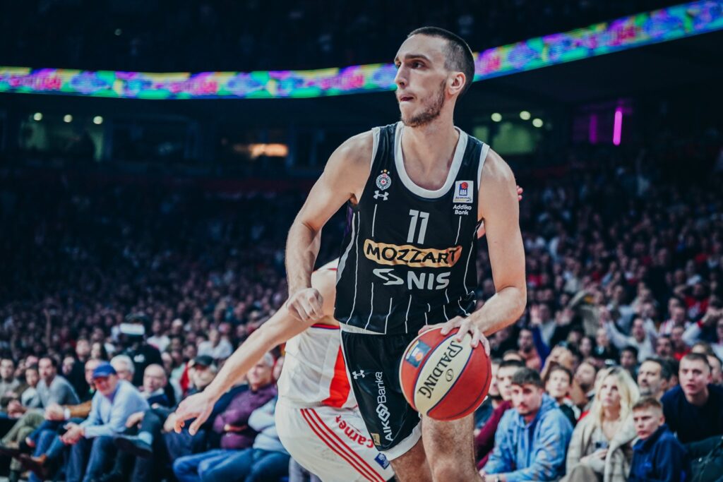 Ποκουσέφσκι: «Ελπίζω να κατακτήσει την Euroleague ο Ολυμπιακός και να σπάσει τη κατάρα»