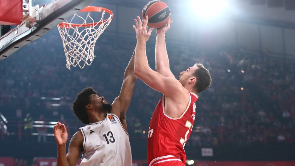 Παρί: Παρελθόν ο Κεβάριους Χέιζ