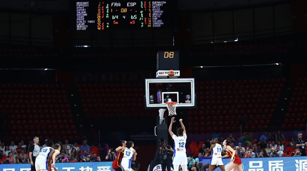 Ευρωμπάσκετ γυναικών: Στον τελικό η Ισπανία, νίκησε 65-64 σε ημιτελικό θρίλερ την Γαλλία