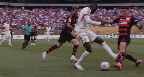 Τζάκσον: «Ζητάω συγγνώμη στην Τσέλσι»