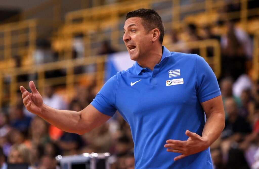 Παπαδόπουλος: «Σηκώσαμε κεφάλι»