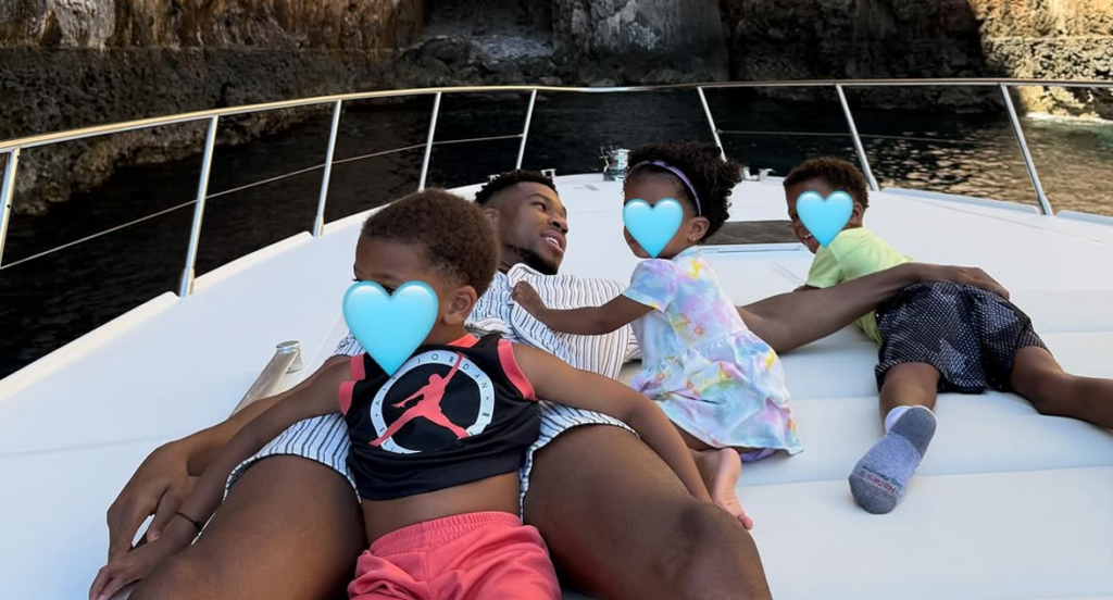 Αντετοκούνμπο: Η ανάρτηση από τις… σκαφάτες διακοπές στα Χανιά με jet ski και χορό