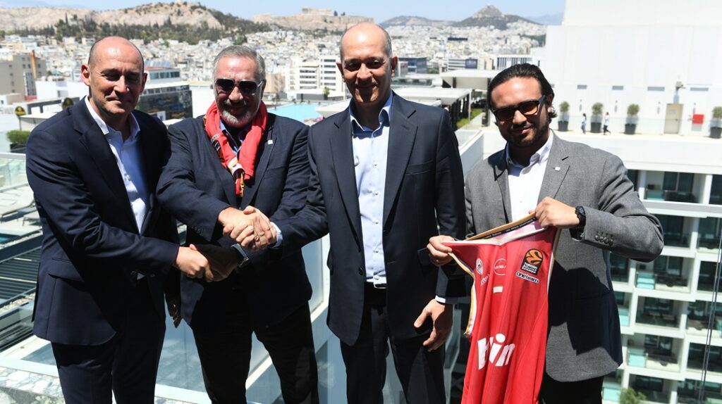 Τσάκος: «Θεωρώ πως το Red ΑρρένΑ ταιριάζει στον Ολυμπιακό»