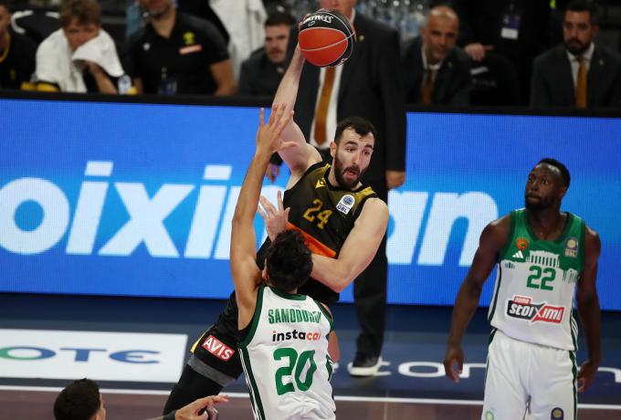 Κουζέλογλου: «Τιμή μου να βρίσκομαι στον Παναθηναϊκό»