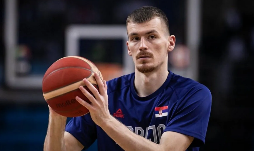 Σίμανιτς: «Σερβία σε ευχαριστώ, σου έδωσα νεφρό, δόξα και χαρά και εσύ μου έδωσες ταπείνωση και θλίψη»