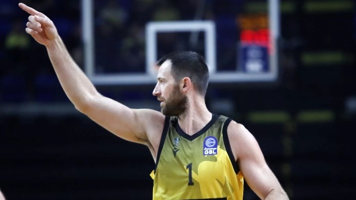 Σκορδίλης: «Εύχομαι να παραμείνουν κι άλλοι συμπαίκτες μου από την περασμένη πια επιτυχημένη περίοδο»