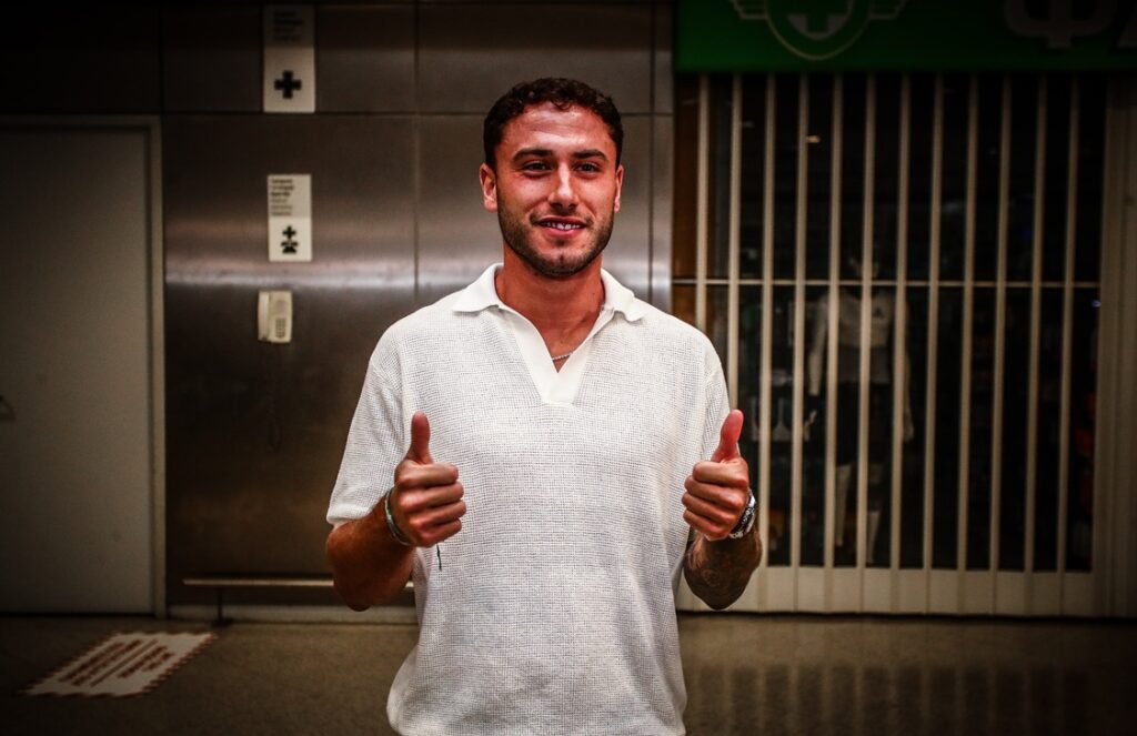 Η πρώτη συνέντευξη του Νταβίντε Καλάμπρια: «Είμαι εδώ για να κατακτήσω τίτλους»