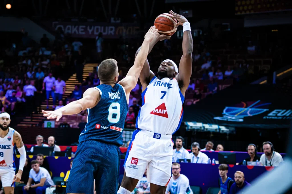Γαλλία-Σλοβενία 103-92: Η Γαλλία «προσγείωσε» τον Ντόντσιτς