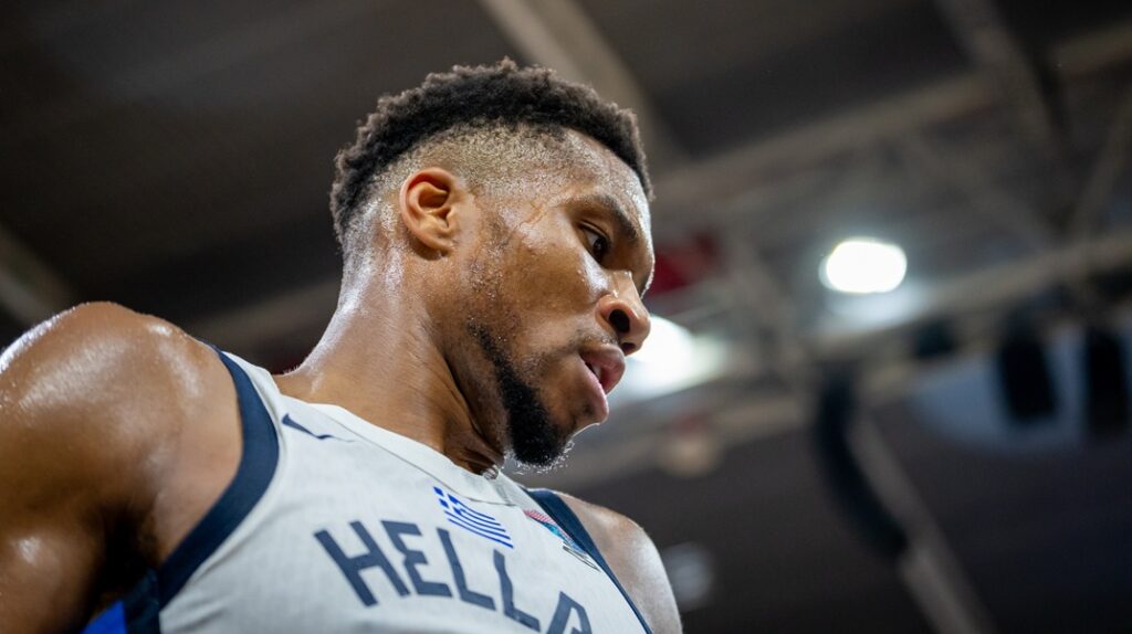 Δίχως φρένα ο Γιάννης Αντετοκούνμπο στην πρεμιέρα του Eurobasket: Τα highlights των 31 πόντων (vid)